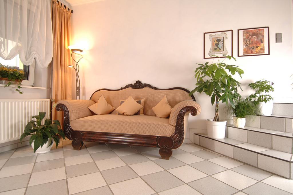 Haus Sparkuhl Hotel Garni Ганновер Экстерьер фото